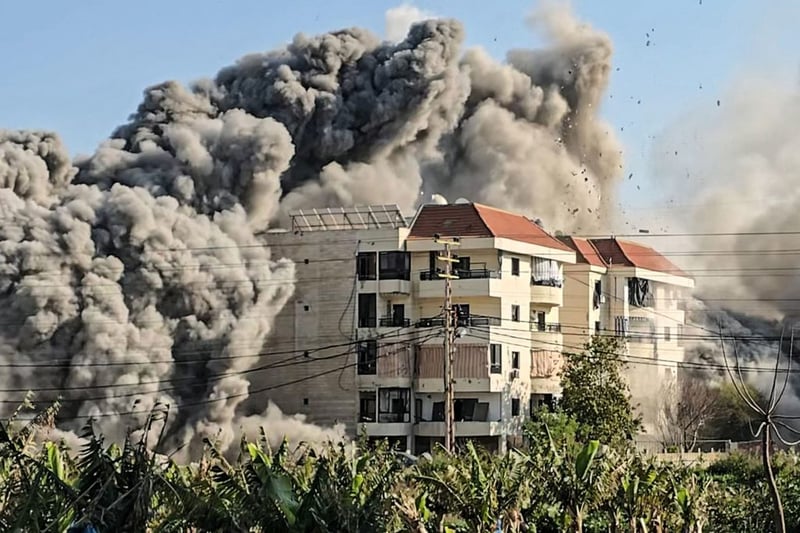 मध्यपूर्वमा तनाव चर्किँदै, इरानद्वारा इजरायल र अमेरिकी अड्डामा आक्रमणको दाबी