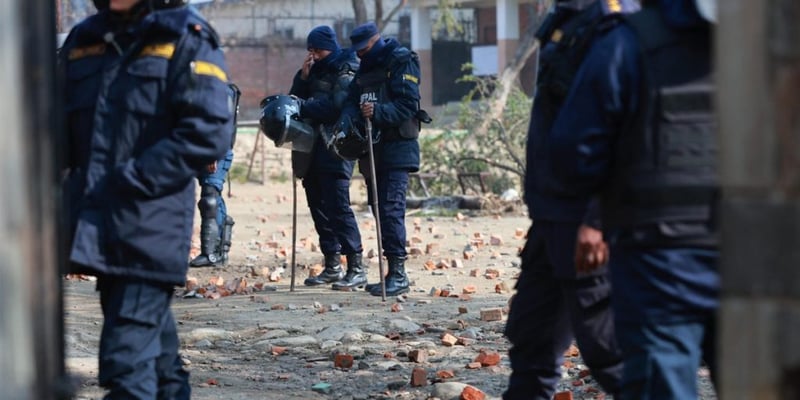 कपिलवस्तुमा दुई समुदायबीचको झडपमा २० जना घाइते, कर्फ्युमा पनि प्रदर्शन