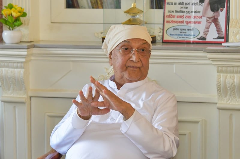 ओलीको दाबी- अब विचलन आउँछ, समाज ‘नेगेटिभ’ तिर गयो