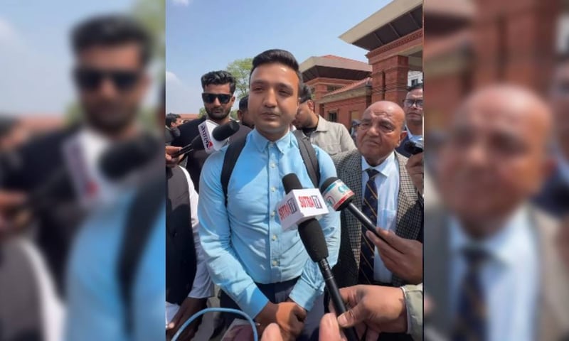 रास्वपा सांसद अन्सारी स्कुल ड्रेस लगाएर सपथ खान पुगेपछि….