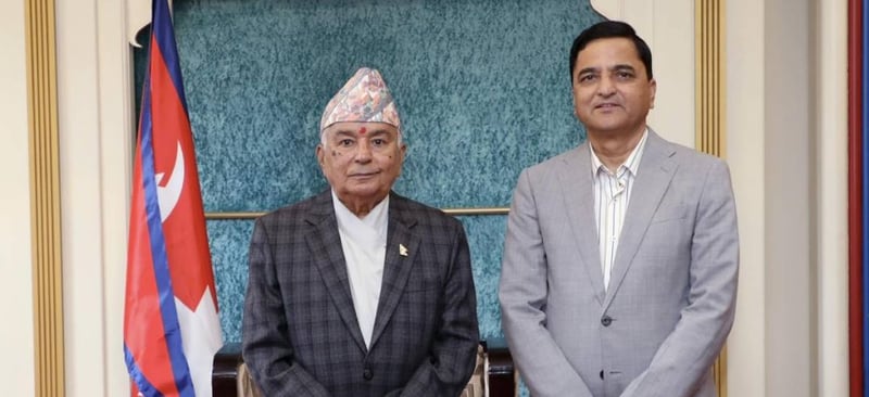 राष्ट्रपति भेट्न शीतल निवास पुगे योगेश भट्टराई