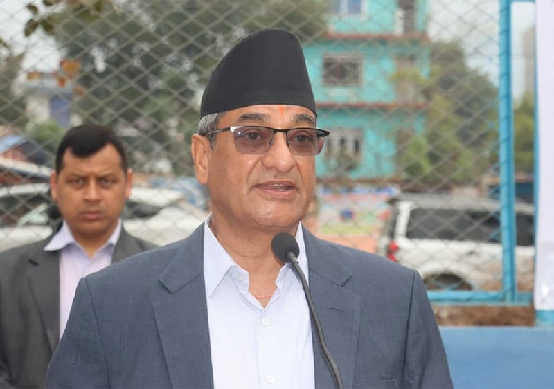 पूर्व गृहमन्त्री रमेश लेखक कटुञ्जेबाट पक्राउ