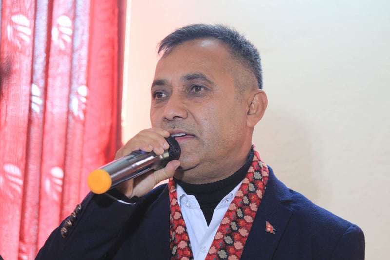 एउटा हिरोका कारण फिल्म चल्ला तर देश चल्दैन : विश्वप्रकाश शर्मा