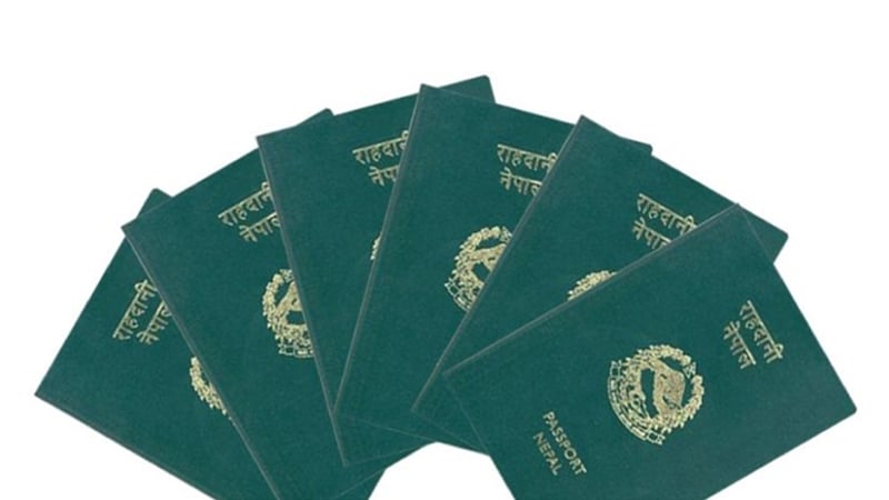 सेवा प्रवाहमा नयाँ अभ्यास : राहदानी र सवारी चालक अनुमतिपत्र अब नागरिकका घरदैलोमा