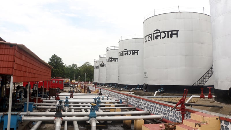 एक खर्ब २३ अर्ब ६७ करोडको पेट्रोलियम पदार्थ आयात