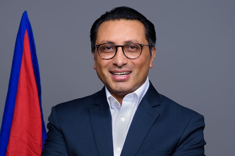 सरकारको प्राथमिकता सुशासन र आर्थिक पुनर्संरचनाः स्वर्णिम वाग्ले