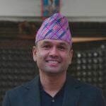 एक्ली आमाको काँधमा हुर्किएको नेतृत्व