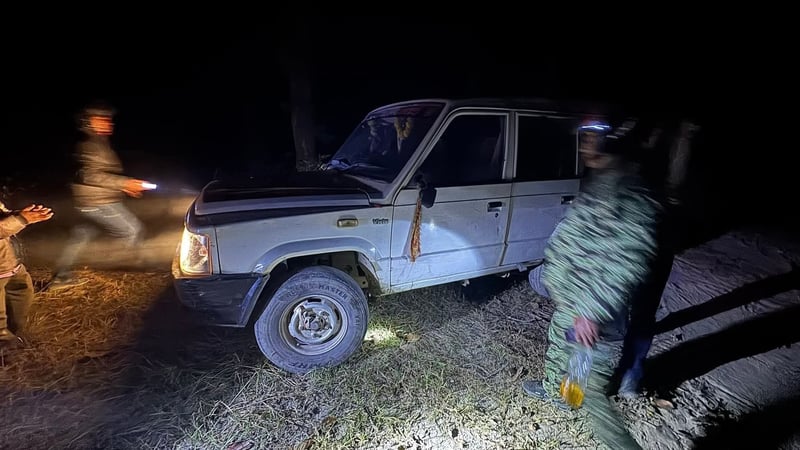 Security Forces Seize Truck and Motorcycle Smuggling Illegal Sal Timber in Rautahat