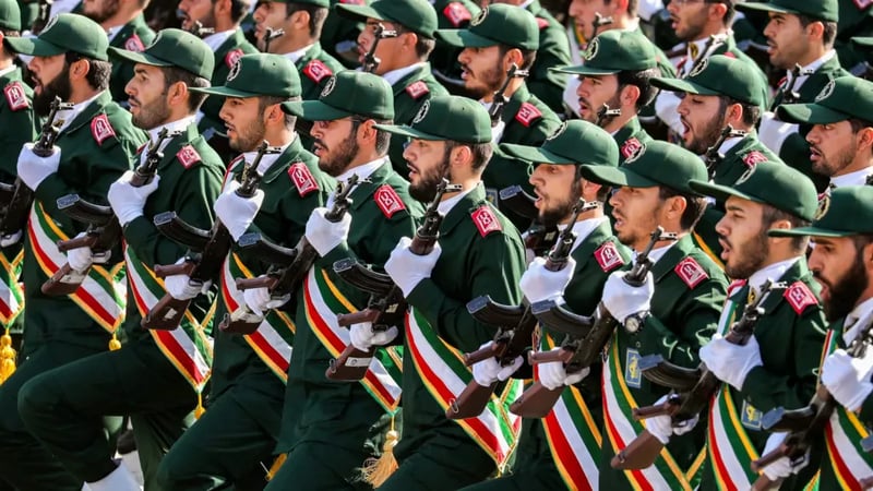 Iran's Revolutionary Guards Warn Citizens Against Street Protests