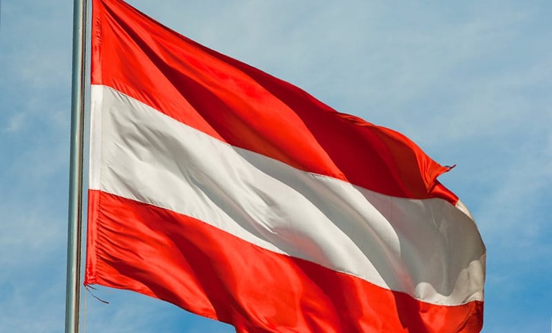 Severe Snowstorm in Austria Causes Widespread Power Outages, Halts Flights, and Claims Two Lives