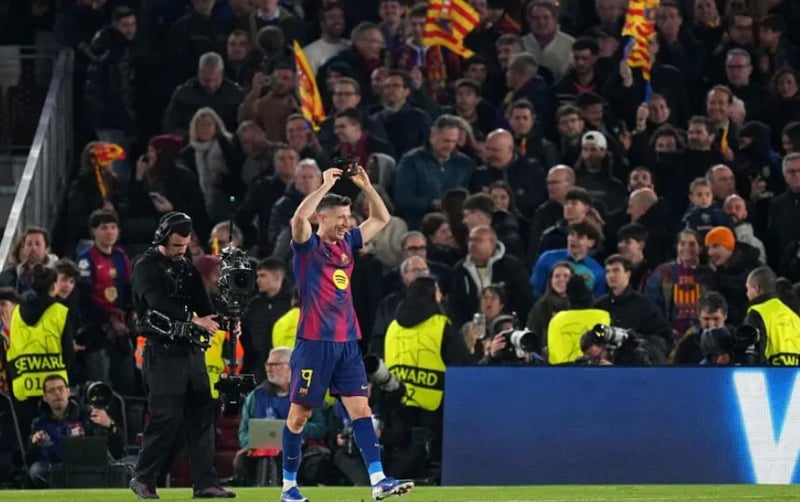 Barcelona Thrashes Newcastle United 7-2 in Champions League Round of 16 Second Leg, Advances to Quarterfinals