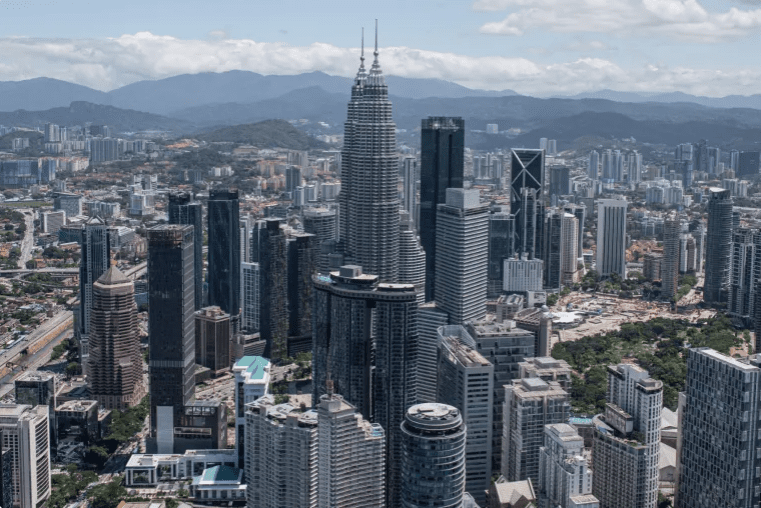 Malaysia Tightens Rules for Foreign Workers, Sparking Concerns Over Talent Flight