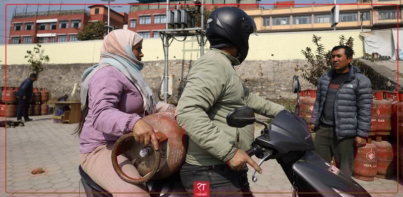 Nepal Oil Corporation Begins Direct LPG Sales to Public Amid Shortage Complaints
