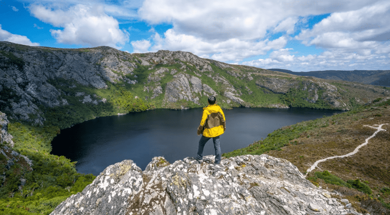 AI-Generated Blog Sends Tourists Searching for Nonexistent Hot Springs in Tasmania