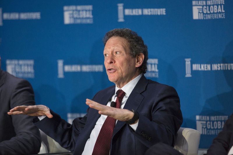 Hyatt Executive Chairman Thomas Pritzker Resigns Amid Revelations of Jeffrey Epstein Ties