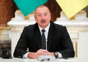 Azerbaijan Aims to Significantly Boost Gas Production, Expand Renewable Energy Capacity