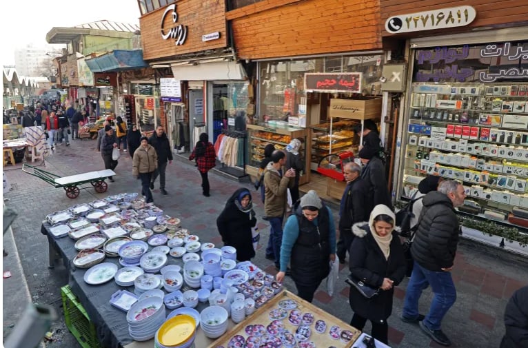 Iranian Authorities Shut Down Dozens of Private Businesses in Tehran and Other Cities Following Nationwide Protests