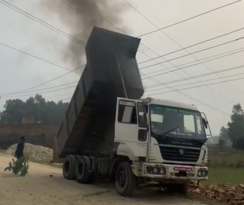 Tipper Driver Dies After Truck Bed Contacts High-Voltage Power Line in Siraha