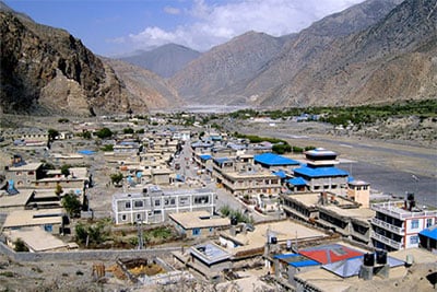 पोखरा-जोमसोम हवाई सेवा तीन महिनाका लागि स्थगित