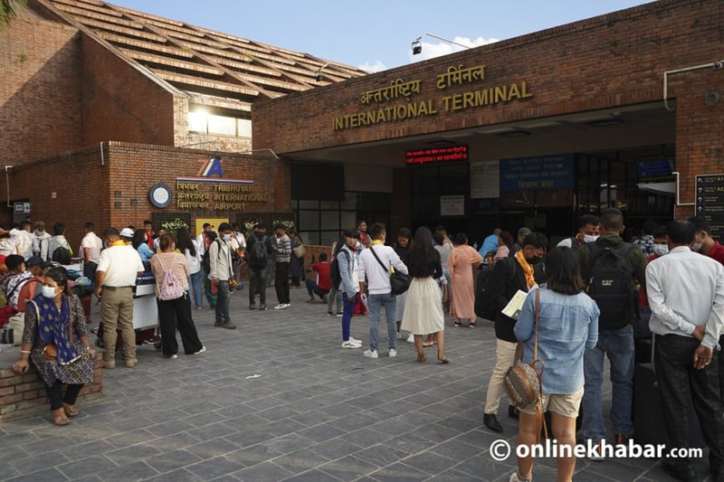 खाडीमा बढ्दो तनावबीच फागुनमा रोजगारीका लागि ५२ हजार नेपाली विदेसिए