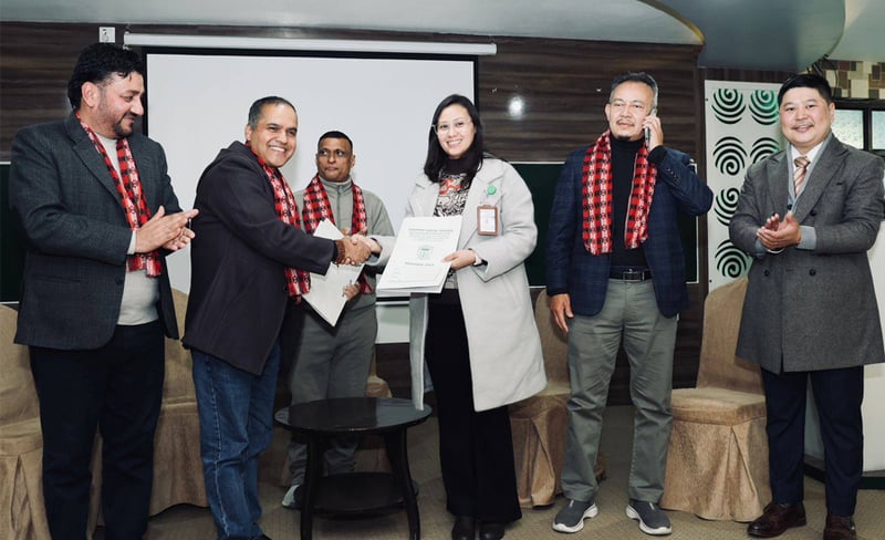 इनास नेपाल र केडीसी जनरल अस्पतालबीच सम्झौता : स्वास्थ्य सेवामा छूट दिने