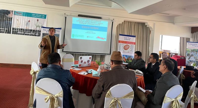 कुखुराको मासुमा एन्टिबायोटिकको प्रयोग नियन्त्रण र अण्डामा लेबलिङको आवश्यकताबारे छलफल