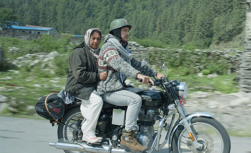 चुनावलाई कारण देखाउँदै ‘श्री बुकुरो’ र ‘बिगुल’ को प्रदर्शन रोक्ने निर्णय