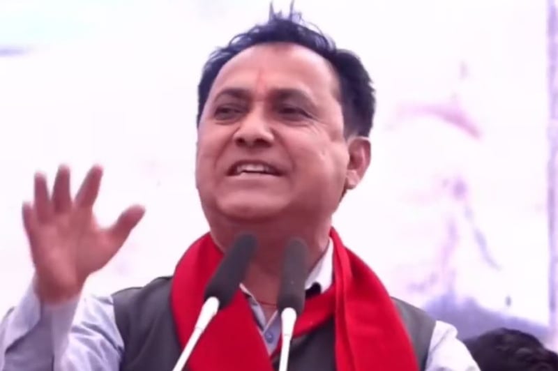 विश्वप्रकाशको प्रश्न- नयाँ खोज्दा ०६४ जस्तो गल्ती गर्ने कि ०७० जस्तो विवेक पुर्याउने ?