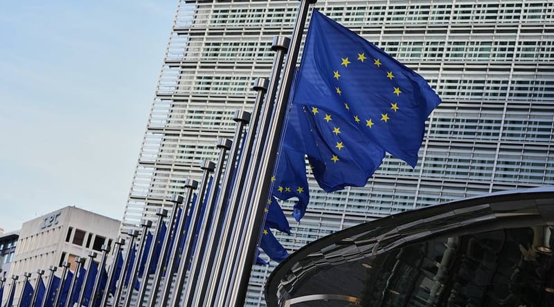 रूसले भन्योः शान्ति वार्ता लम्ब्याउन युक्रेनले विद्यालयहरूमा आक्रमण गर्यो