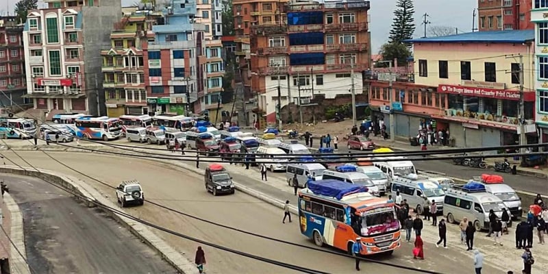 रोशी खोलाले बगायो डाइभर्सन, बिपी राजमार्ग अवरुद्ध