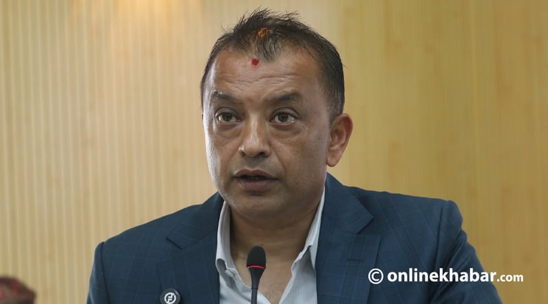 रास्वपालाई बधाइ दिँदै गगनले भने- संविधान र विद्रोहको मर्म अनुसार काम गर्ने शुभेच्छा छ