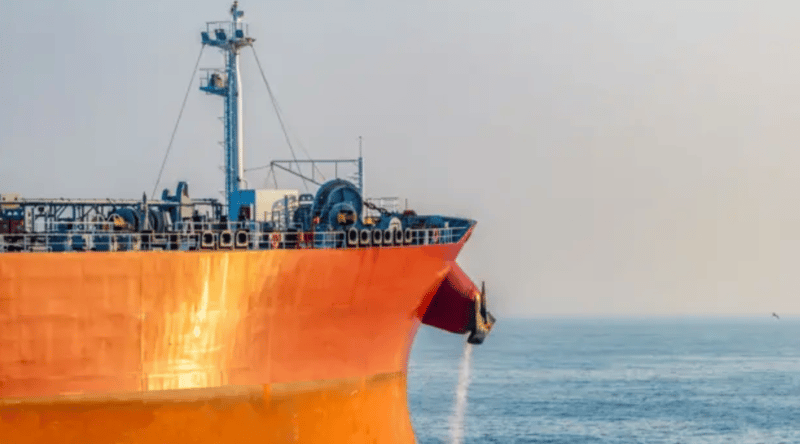 इराकमा तेल बोकेको अमेरिकी ट्यांकरमा आक्रमण, एक भारतीयको मृत्यु