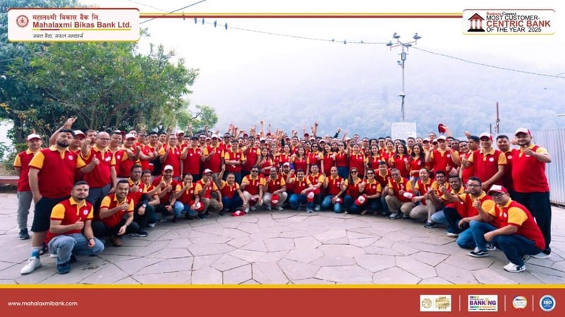 महालक्ष्मी विकास बैंकले फेवाताल किनारमा गर्यो पदयात्रा कार्यक्रम