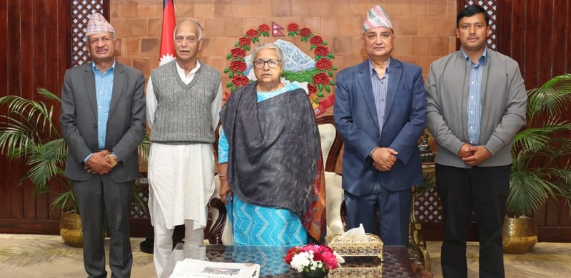 एमाले नेताहरूलाई बालुवाटार बोलाएर प्रधानमन्त्रीले दिइन् ‘धन्यवाद’