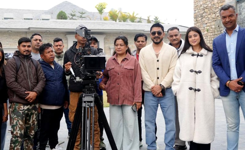 ३ पूर्वमिस नेपाललाई लिएर रेखाले थालिन् ‘माया भनेकै यस्तो होला’ निर्देशन