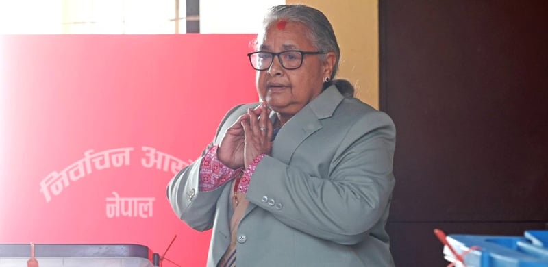 निर्वाचन आयोगको जलपान समारोहमा प्रधानमन्त्री