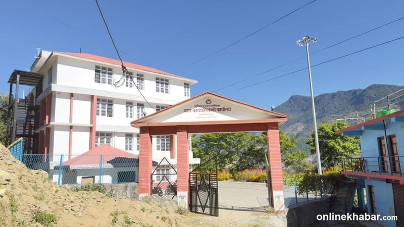 ४ महिनादेखि प्रमुख प्रशासकीय अधिकृतविहीन बुढीगंगा, पाठ्यपुस्तक खरिद अन्योल