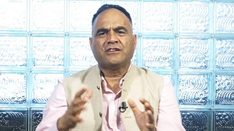 कांग्रेस एक भएर अगाडि बढ्नुको विकल्प छैन : नैनसिंह महर