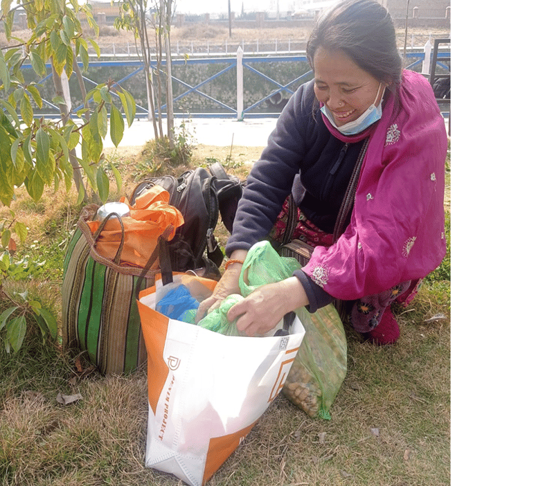 बागमती किनारमा बदामसँगै बहलाएको मीनाको मन