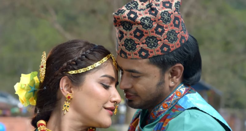 ‘हामी तीन भाइ’ प्रदर्शनमा