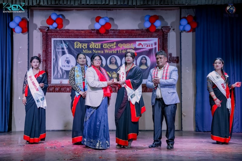 मौलापुरकी मेयर साहद्वारा मिस नेवाः वर्ल्ड सम्मानित
