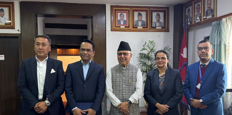 अर्थमन्त्री र बैंक तथा वित्तीय क्षेत्रका नियामक निकायका प्रमुखबीच भेटघाट