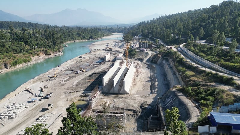 कहाँ अल्झियो भेरी बबई आयोजना ?