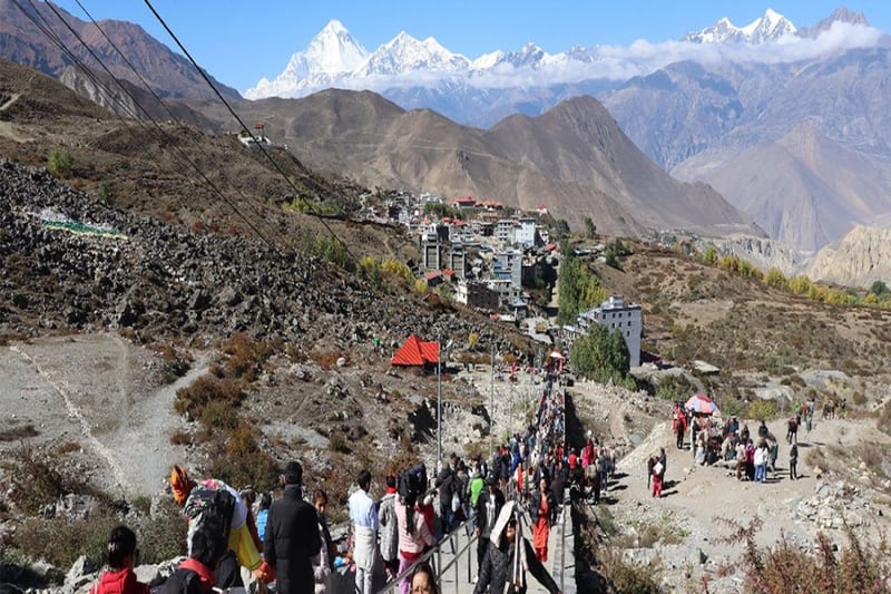 Over 325,000 tourists enter Mustang in seven months, 5 pc less than last year