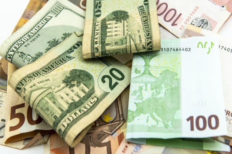 Forex Updates: USD sells at Rs 147.20, eura at Rs 171.40