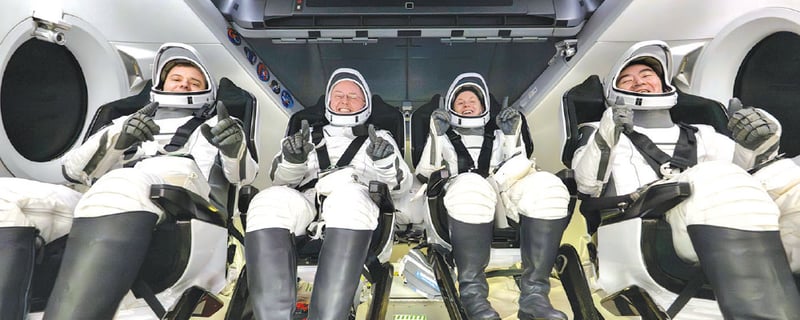 Ailing astronaut returns to Earth early in NASA's first medical evacuation