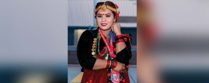 Manju emerging as Thado Bhaka singer