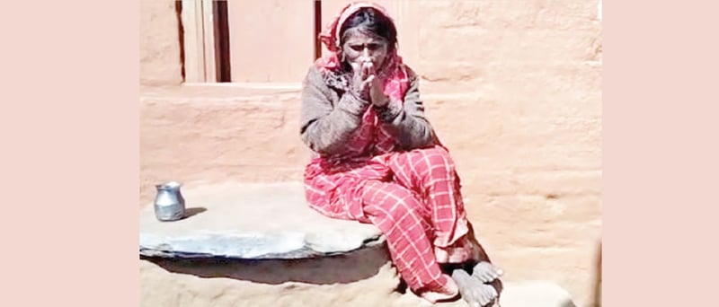 Seventh grader in Baitadi struggles as parents battle mental illness