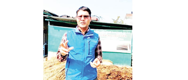 Farmer earns Rs. 2 million annually from vermicompost sale