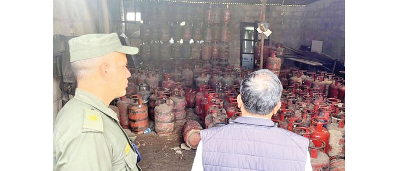 Gas shortage prompts market monitoring